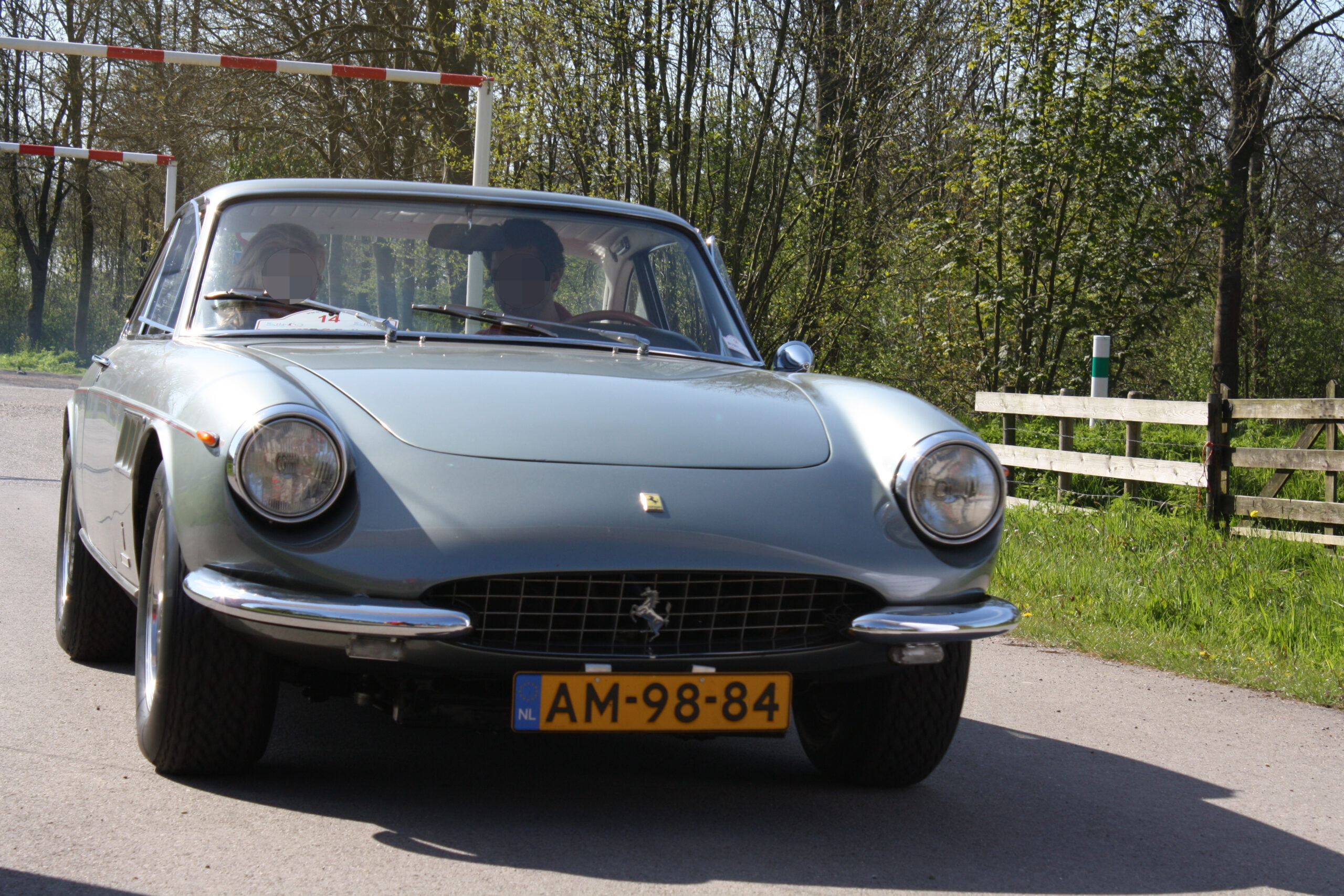 Rally rijden met een Ferrari